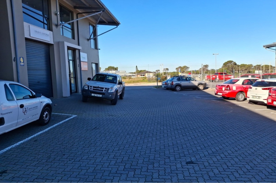 To Let commercial Property for Rent in Fairview Eastern Cape
